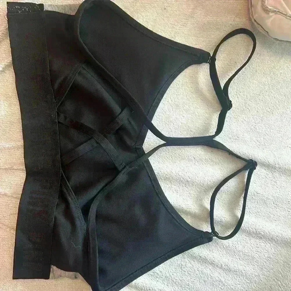 Victoria’s Secret Pink Strappy Sports Bra Lightly Padded Gray Floral Logo - Picture 7 of 7